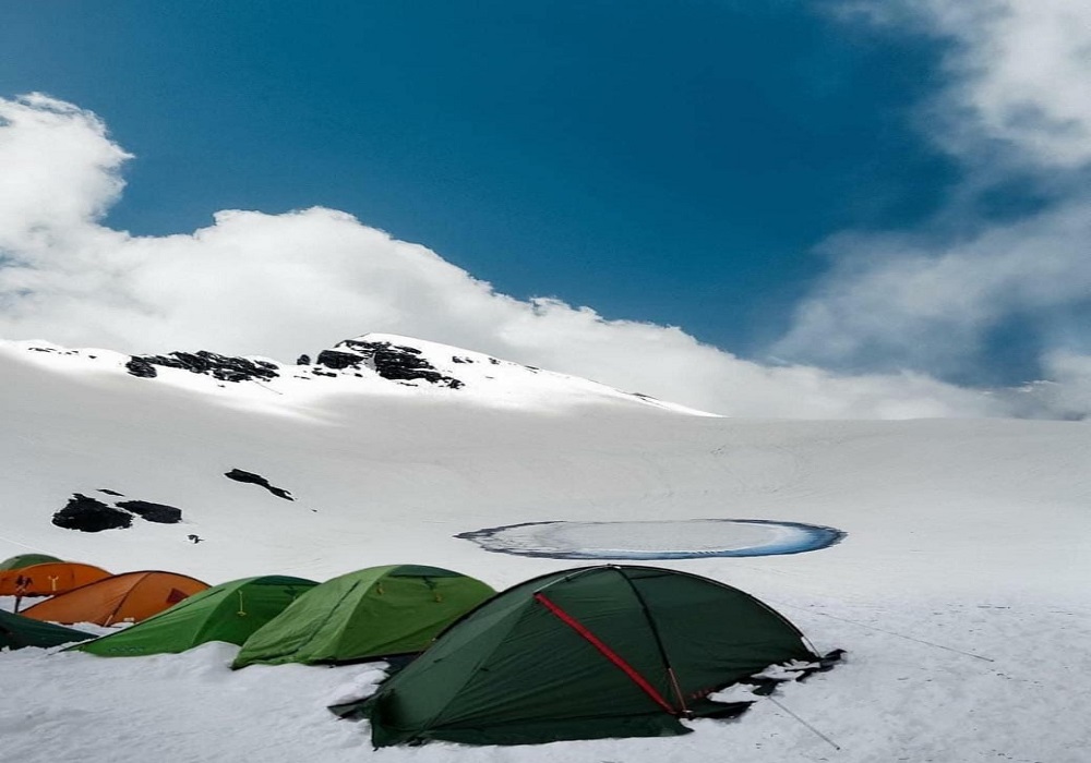 Bhrigu lake